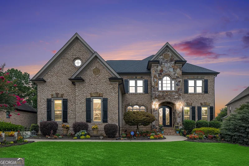 Residential Hoschton