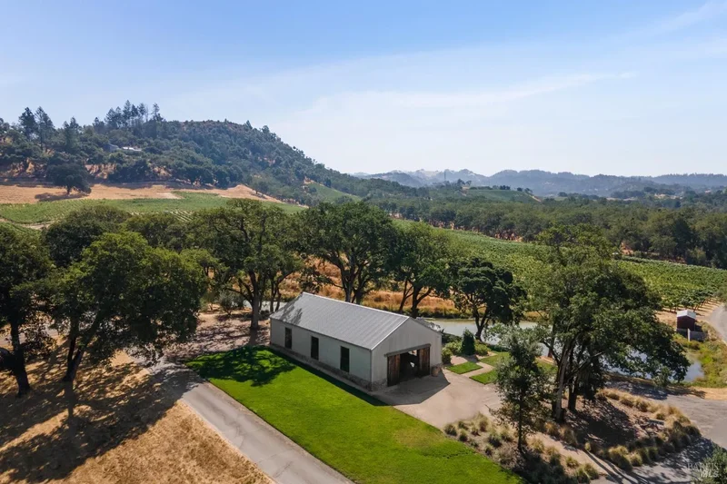 13418 Chalk Hill Road, Healdsburg, California, United States. - Photo 65