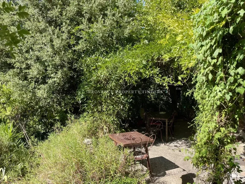 Moissac-Bellevue, Provence-Alpes-Côte d'Azur, France. - Photo 23