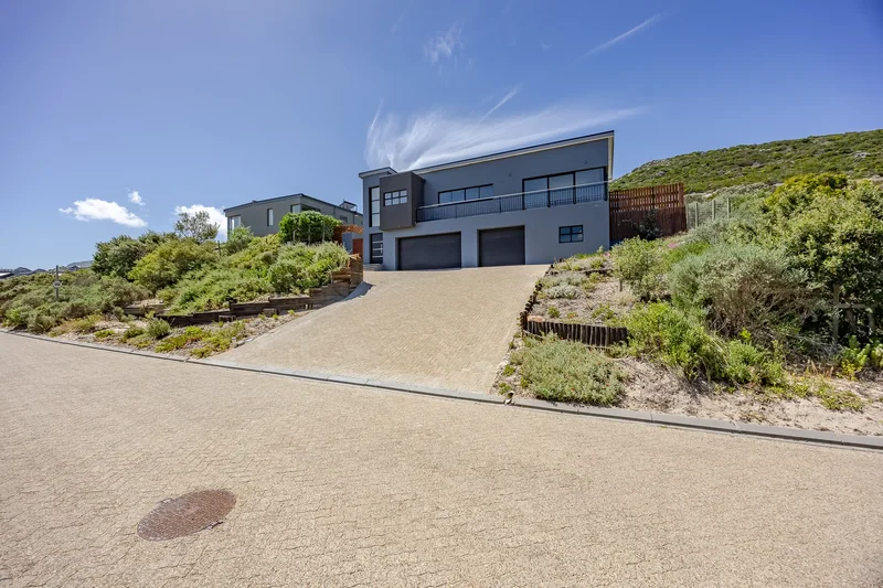 Cape Town, Western Cape, South Africa. - Photo 11