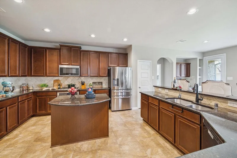 6118 Aspen Pass Drive, Houston, TX 77345, Houston, Texas, United States. - Photo 3