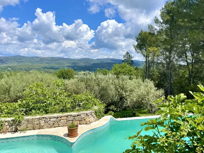 Salernes, Provence-Alpes-Côte d'Azur, France. - Photo 21