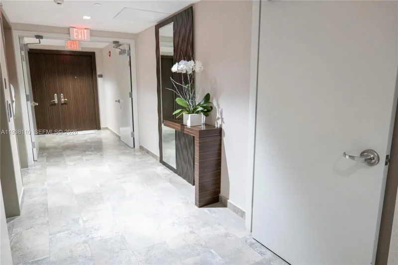 17201 Collins Ave 3502, Golden Beach, Florida, United States. - Photo 20