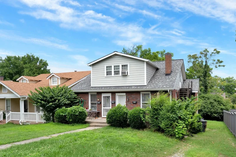 2220 Ashwood Ave, Nashville, Tennessee, United States. - Photo 3