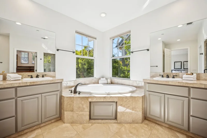 71 Oak Grove Drive , Novato, CA 94949, Novato, California, United States. - Photo 26