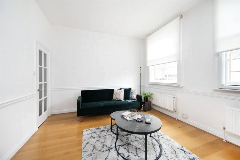 Apartment - London