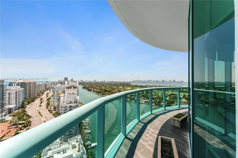6000 Indian Creek Dr PH 2501, Miami Beach, Florida, United States. - Photo 6