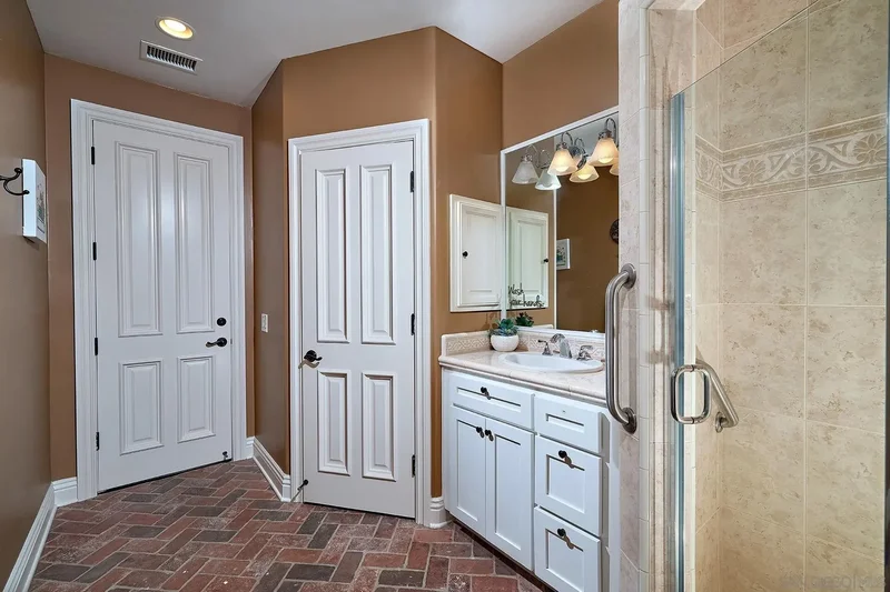 13742 Paseo Valle Alto, Poway, California, United States. - Photo 23