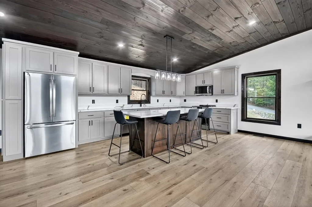 123 Ridgeline Drive, Turtletown, Tennessee, United States. - Photo 7