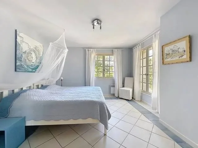 Saint-Raphaël, Provence-Alpes-Côte d'Azur, France. - Photo 20