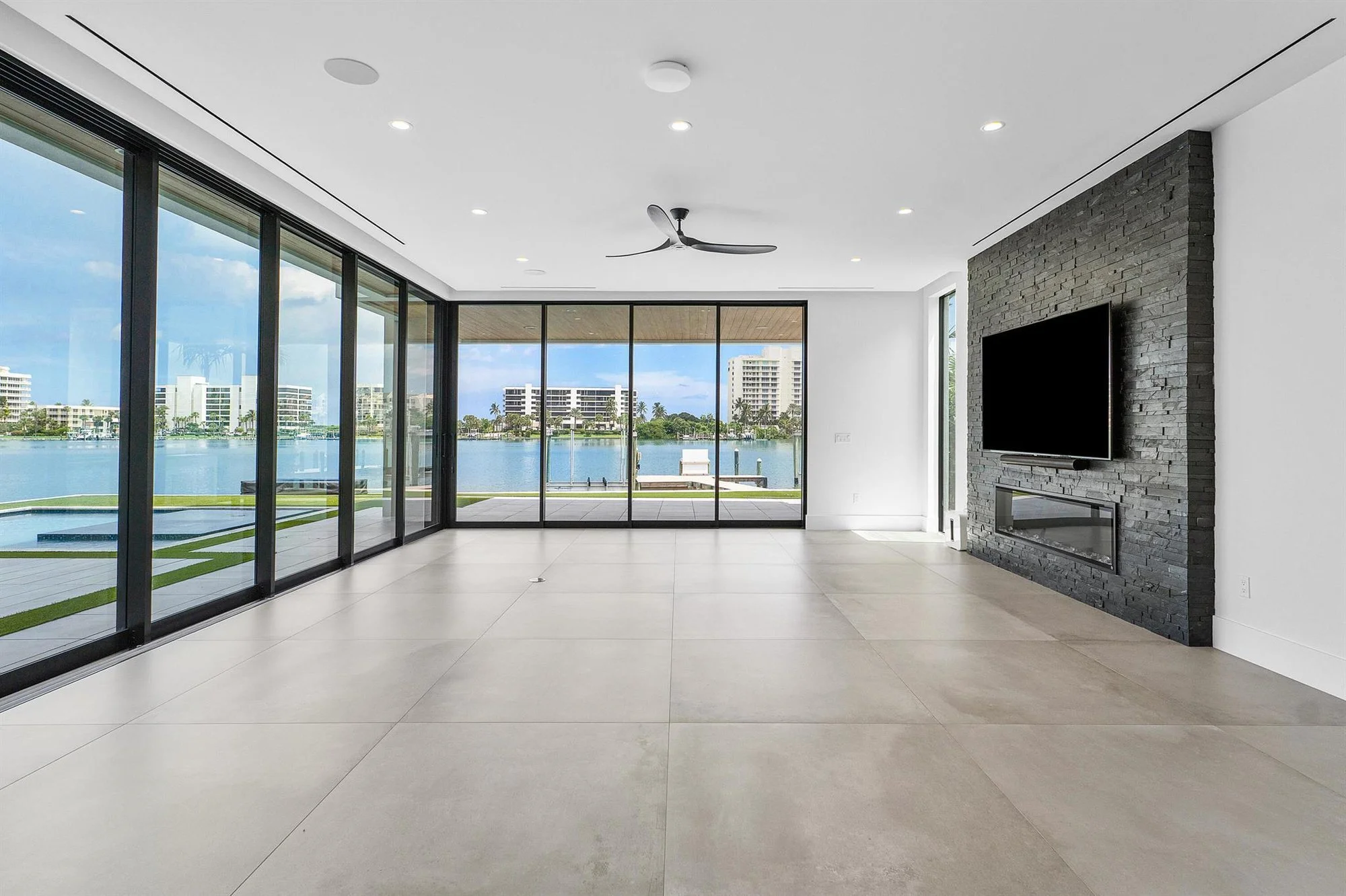 3445 Harbor Road N, Tequesta, Florida, United States. - Photo 39