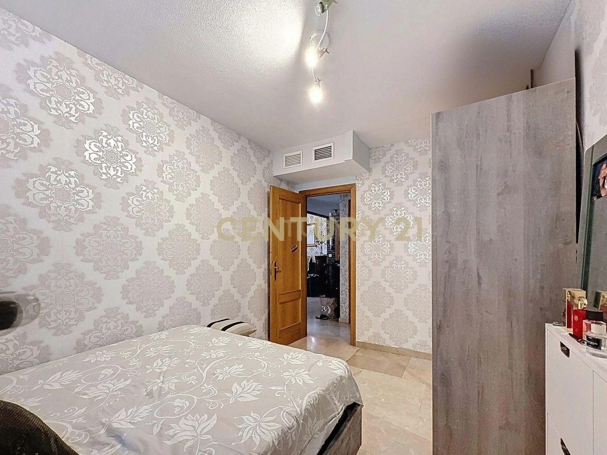 Gallery photo 11