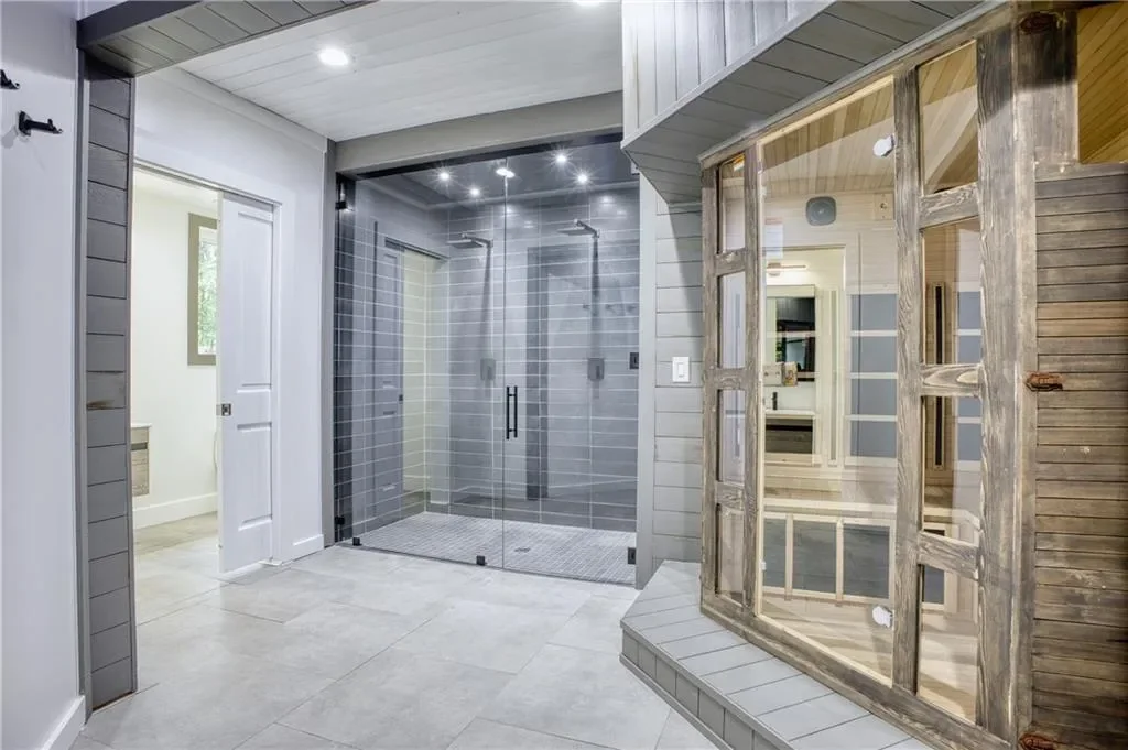 2883 W Roxboro Road NE, Atlanta, Georgia, United States. - Photo 68