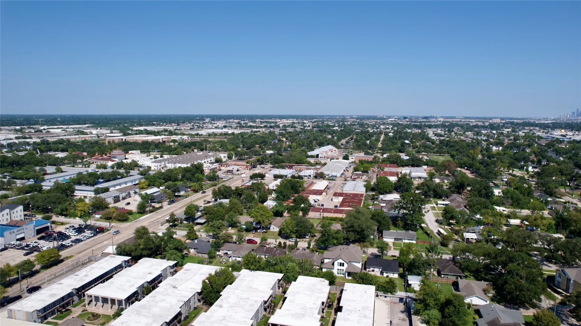 2034 Bingle Road, Houston, TX 77055, Houston, Texas, United States. - Photo 5