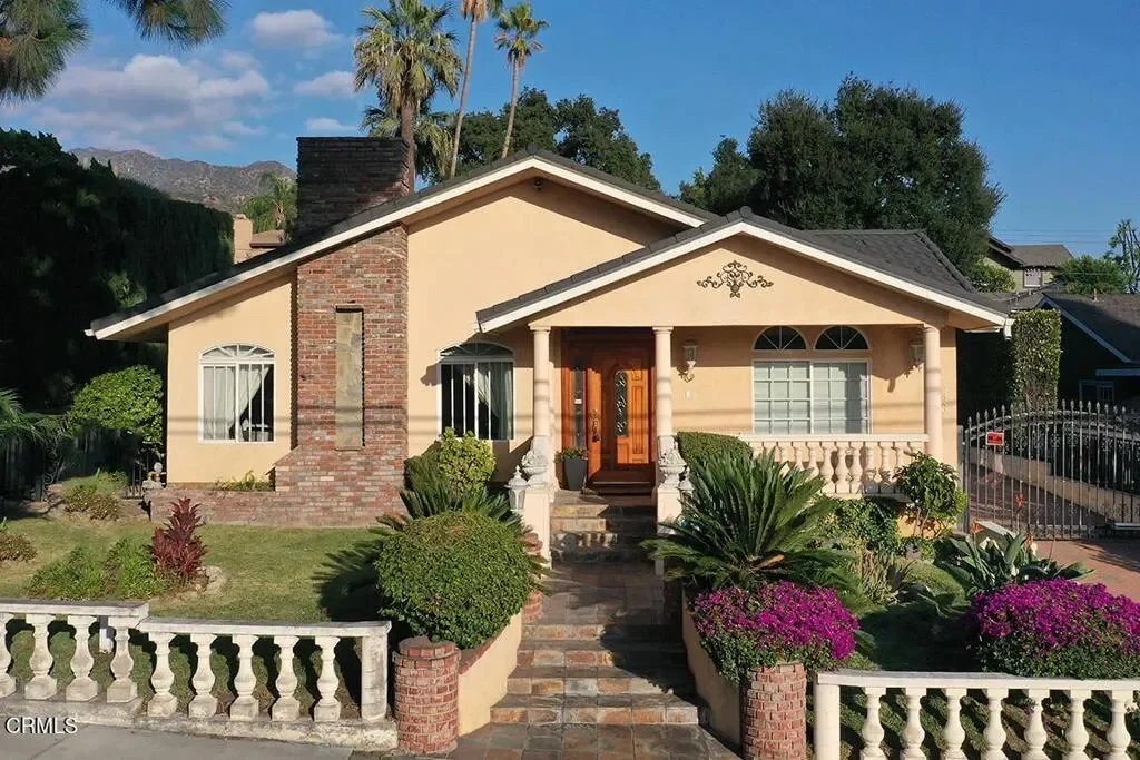 426 N Canyon Boulevard, Bradbury, California, United States. - Photo 1