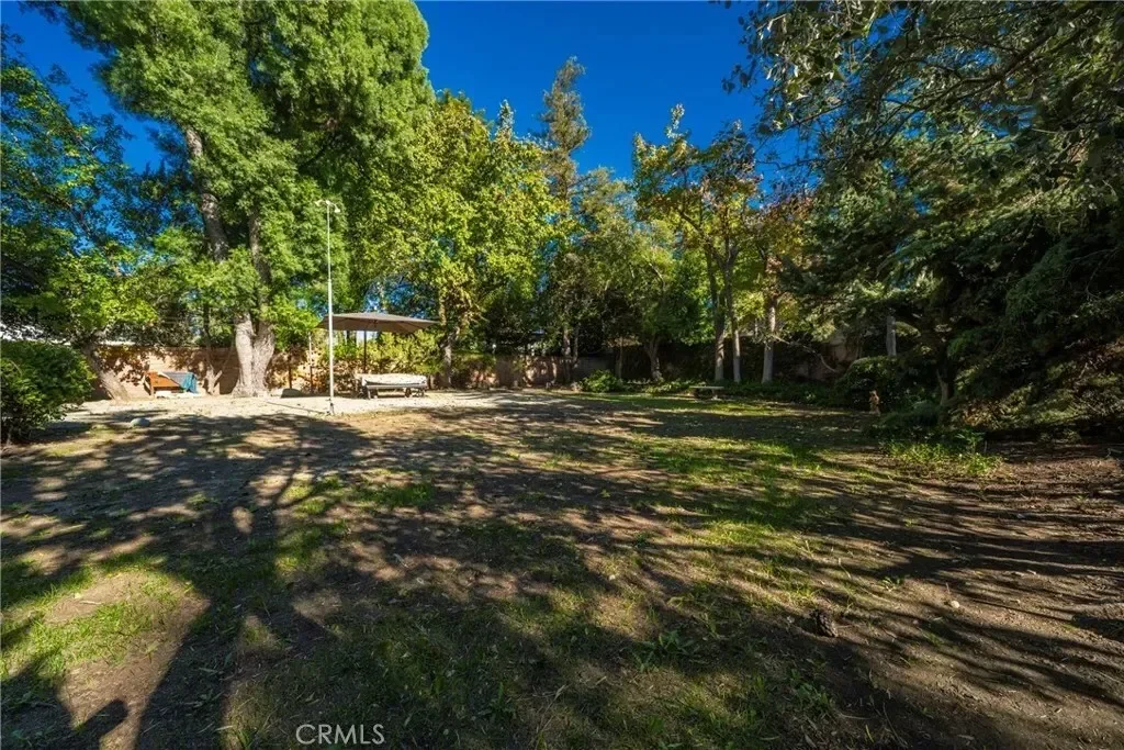 9356 Beckford, Los Angeles, California, United States. - Photo 5