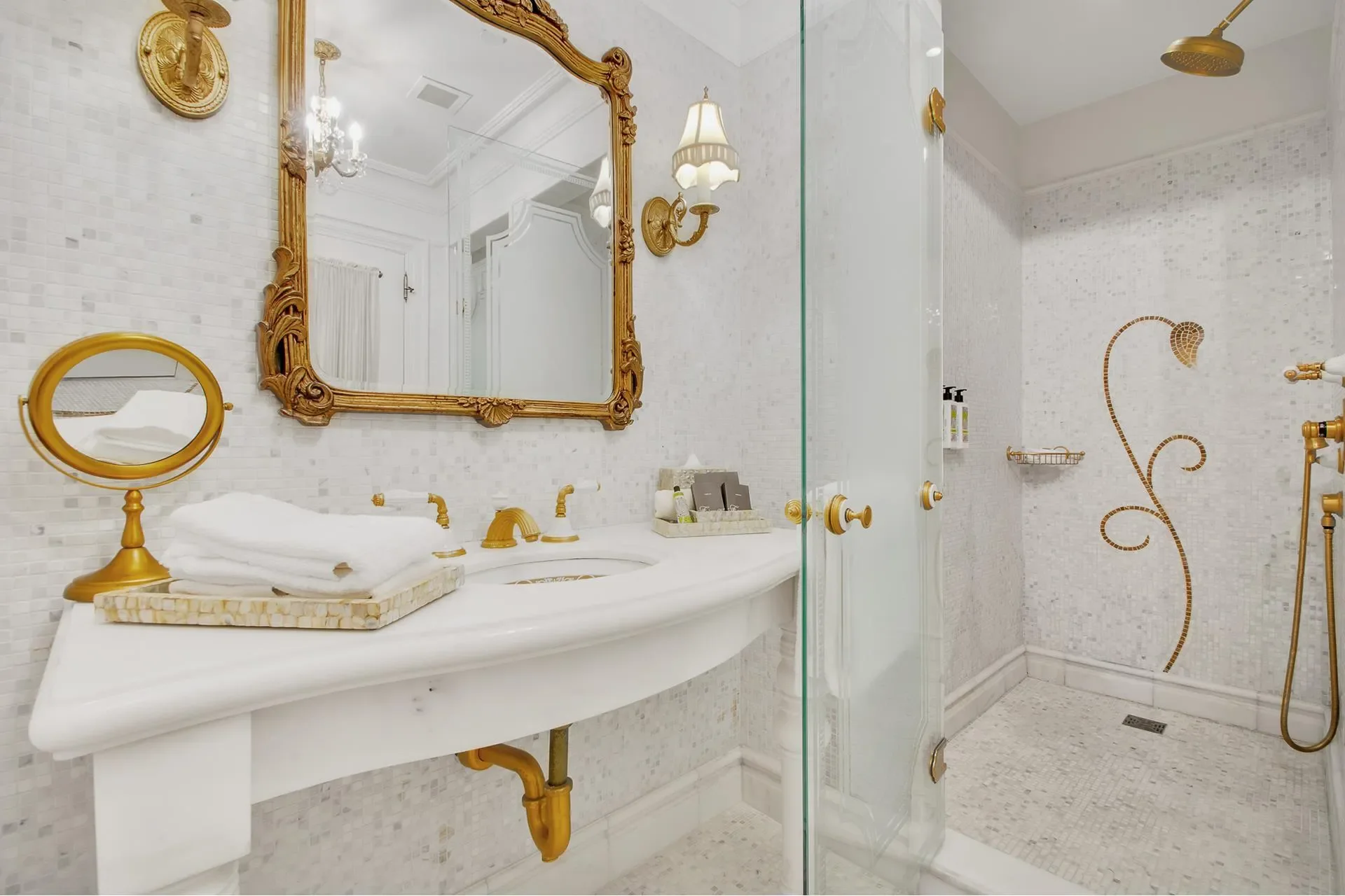 The Plaza Residence, 1 CENTRAL PARK S, New York, New York, United States. - Photo 12