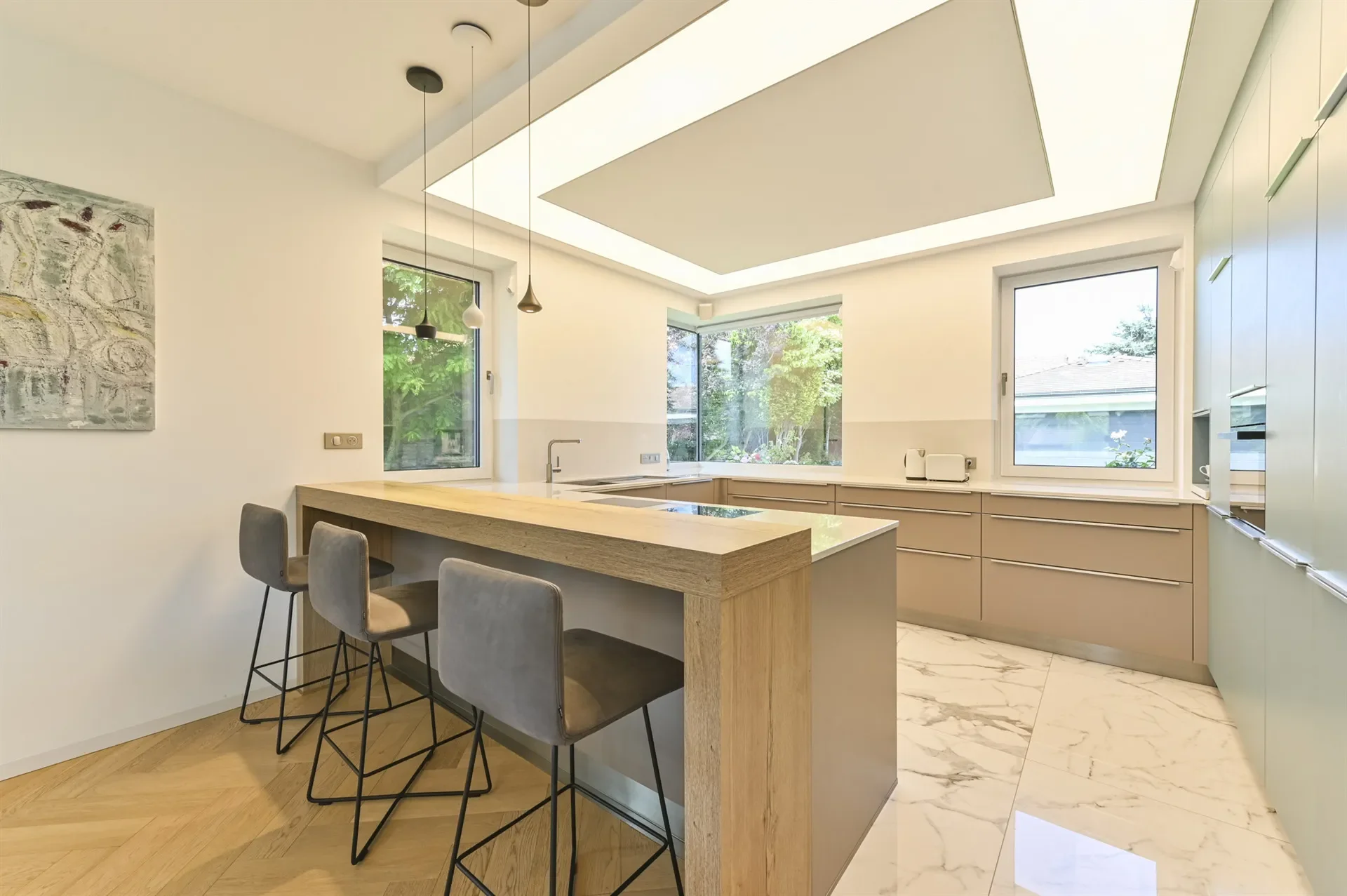 Gallery photo 12