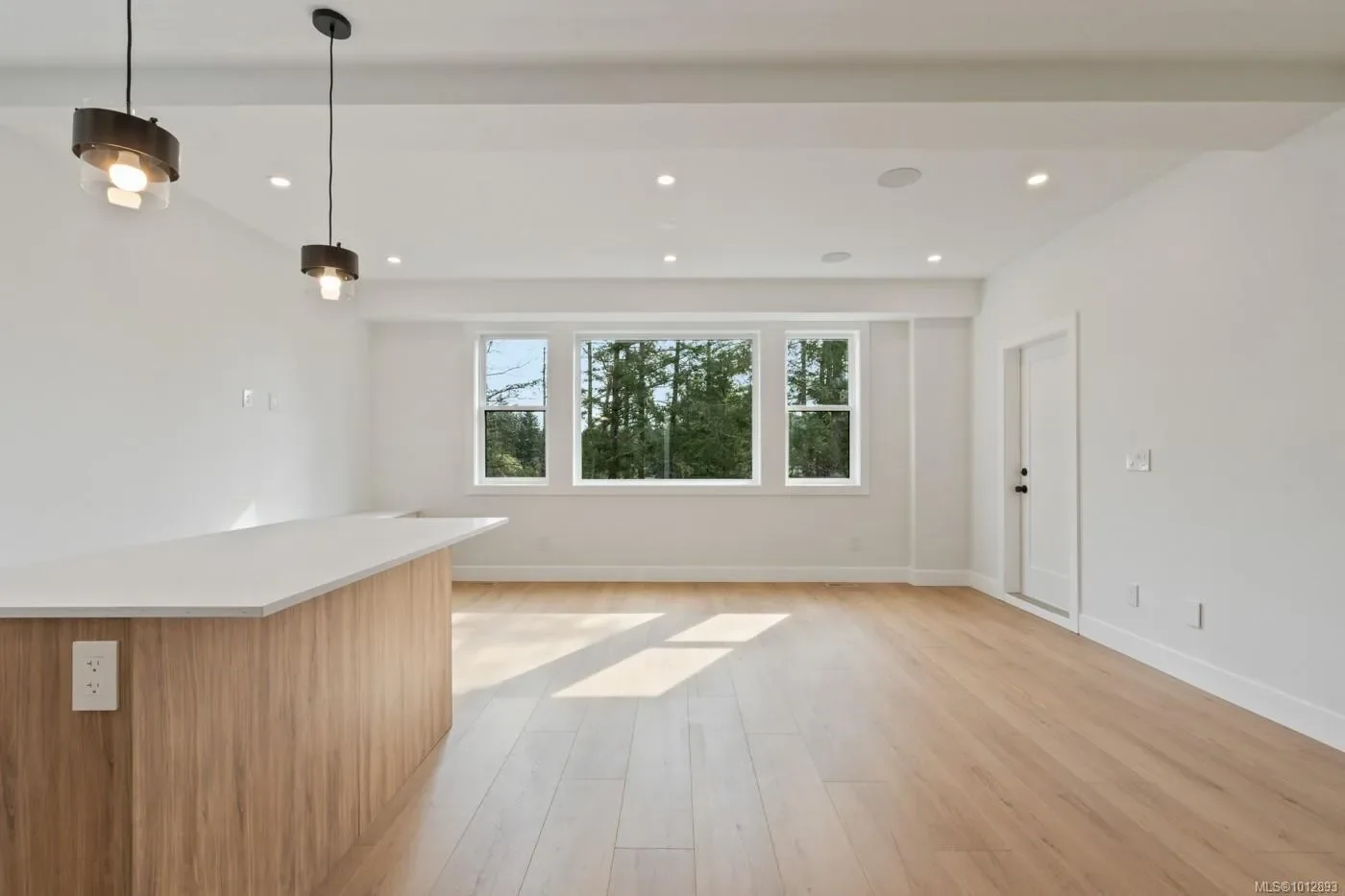 556 Belford Pl, Langford, British Columbia, Canada. - Photo 3