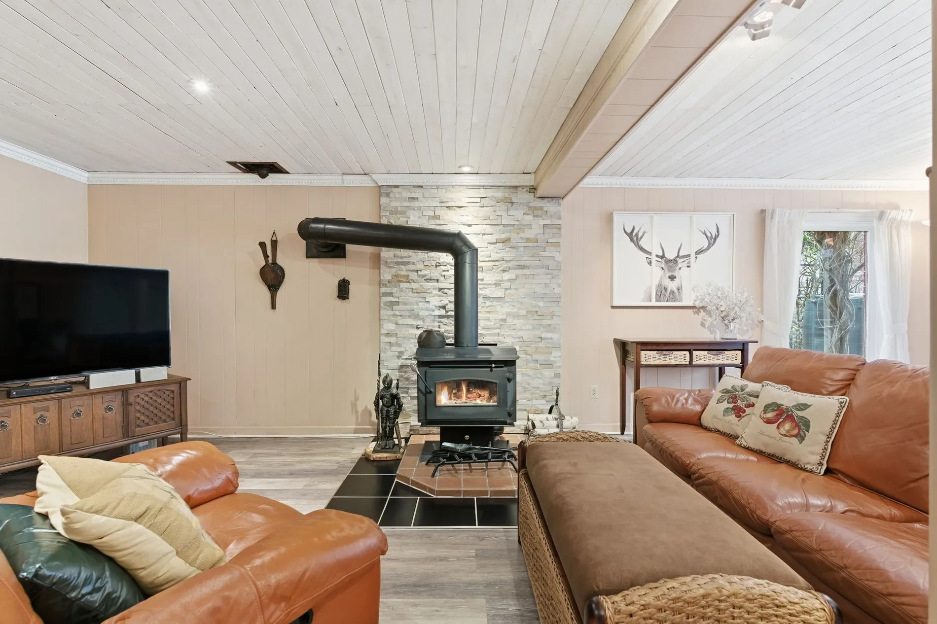 5600 Cedar Springs Rd, Burlington, ON L7P 0B9, Canada, Burlington, Ontario, Canada. - Photo 29
