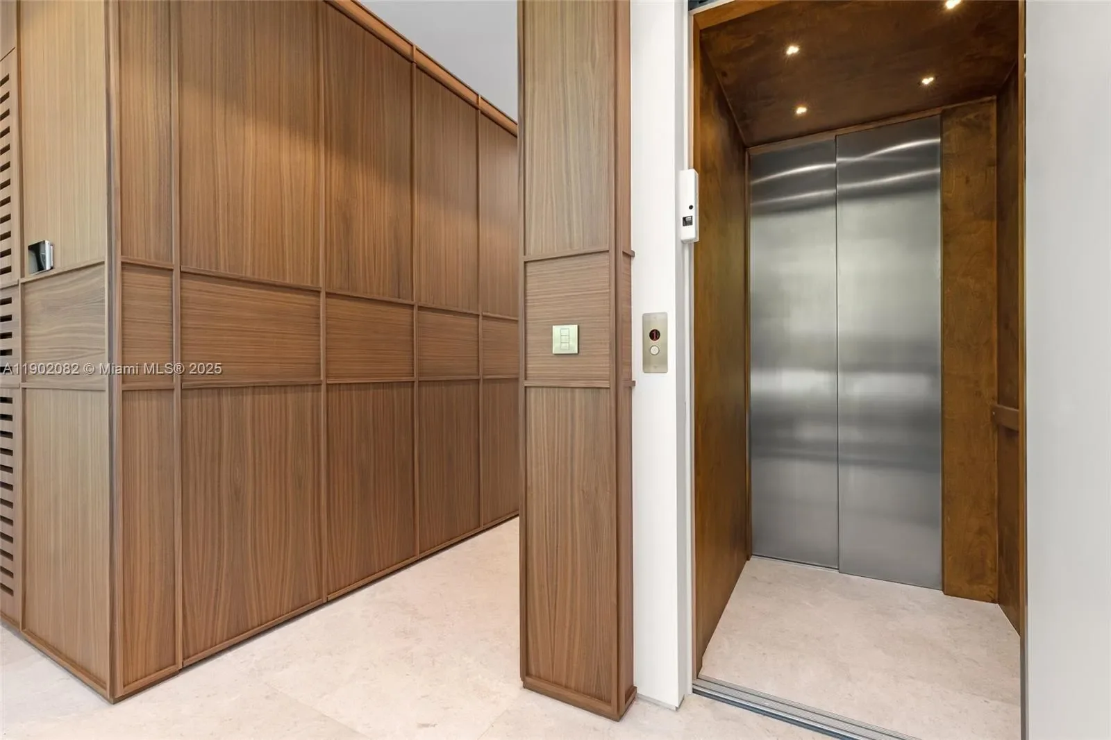 1800 W 27th St, Miami Beach, Florida, United States. - Photo 24