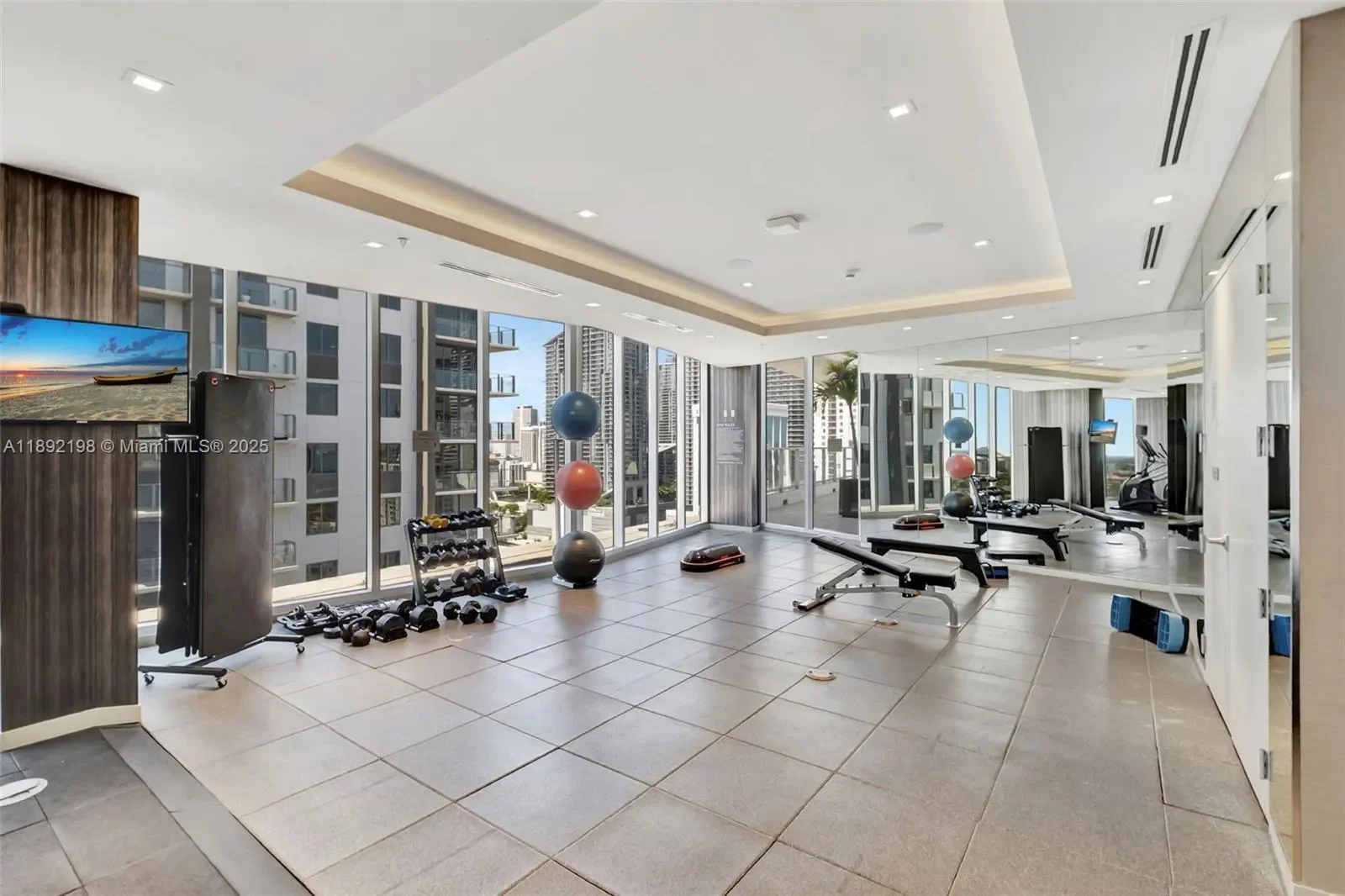 1010 SW 2nd Ave 603, Miami, Florida, United States. - Photo 63