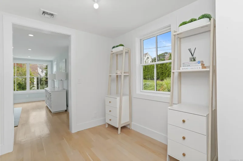 11 Sterling Drive, Westport, CT, 06880, USA, Westport, Connecticut, United States. - Photo 31