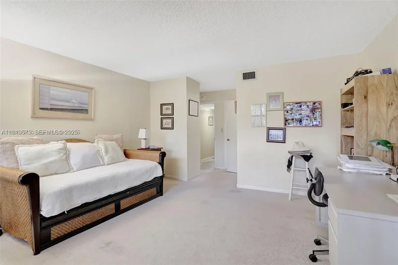 1800 S Ocean Blvd, Hillsboro Beach, Florida, United States. - Photo 24