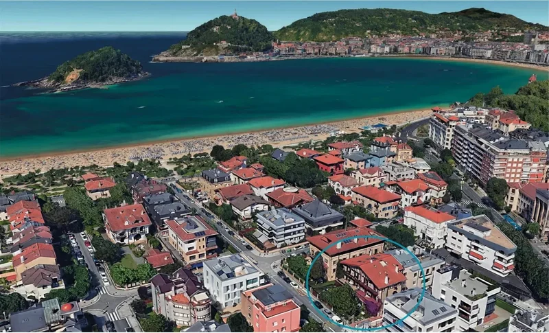 Mendebaldea, Donostia-San Sebastian, Spain. - Photo 7