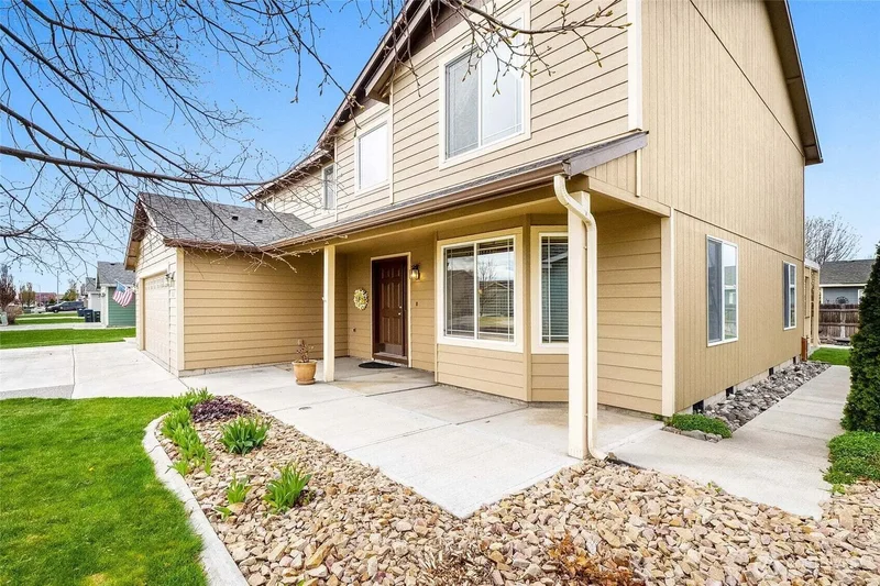 1904 S Stirling Avenue, Moses Lake, WA 98837, Moses Lake, Washington, United States. - Photo 4