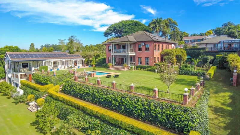 Athlone - spectacular family home for the extended family