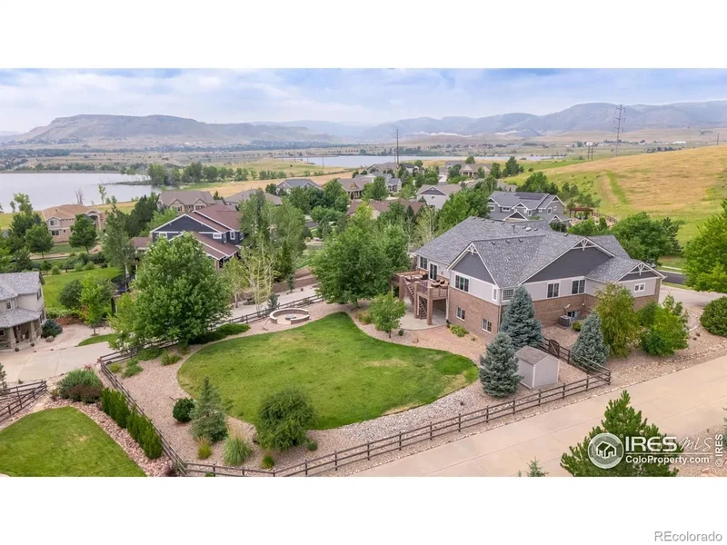 Single Family Residence in Arvada