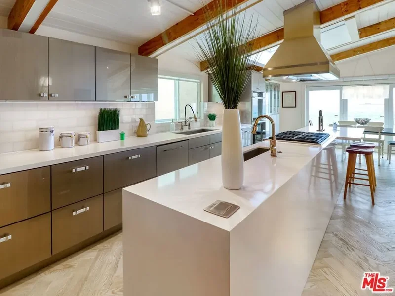 6601 E Seaside Walk, Signal Hill, California, United States. - Photo 20