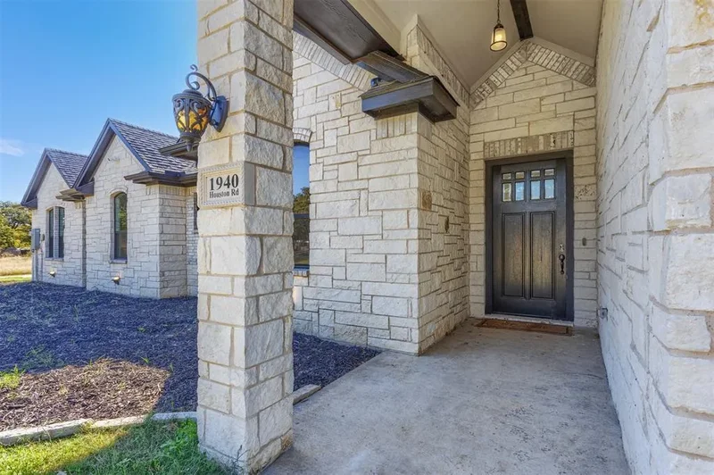 1940 Houston Road, Burleson, Texas, United States. - Photo 19