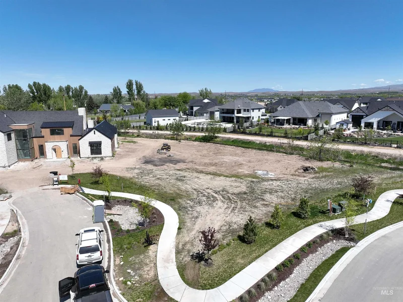 5828 W Acrewood Ln, Eagle, ID 83616, Eagle, Idaho, United States. - Photo 7