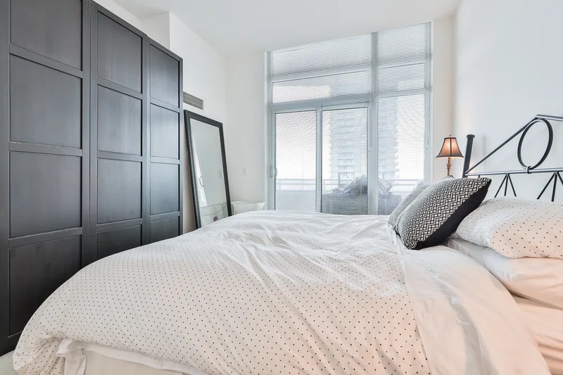 8 Scollard St  Ph 201, Toronto, ON M5R 1E9, Toronto, Ontario, Canada. - Photo 33