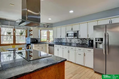Thumbnail 30