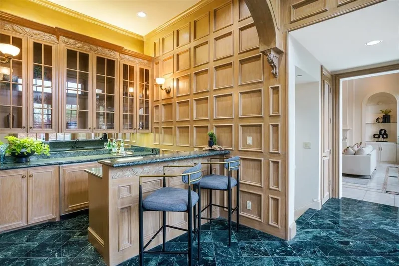 14809 Hampton Court, Addison, Texas, United States. - Photo 17