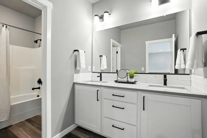 2408 W Centennial Pl, Spokane, WA 99201, Spokane, Washington, United States. - Photo 23