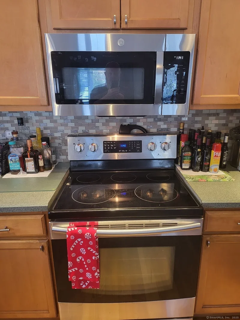 34 Transylvania Road, Woodbury, Connecticut, United States. - Photo 6