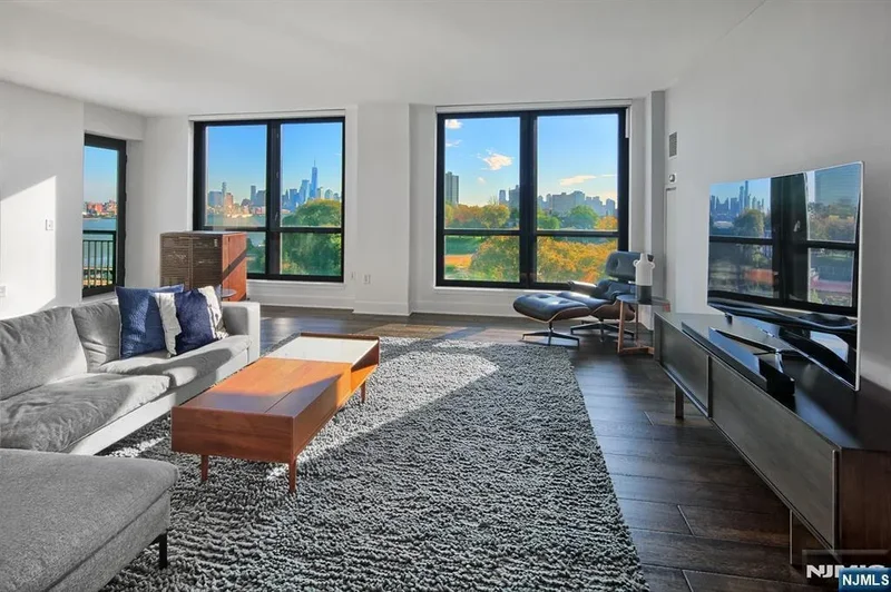 1025 Maxwell Lane 1104, Hoboken, NJ 07030, Hoboken, New Jersey, United States. - Photo 6