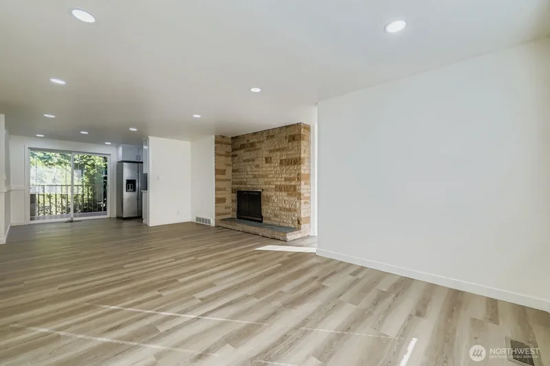 16110 Evanston Ave N, Shoreline, WA 98133, Seattle, Washington, United States. - Photo 11