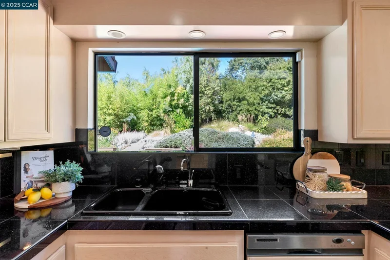 275 Gil Blas Rd, Danville, California, United States. - Photo 15