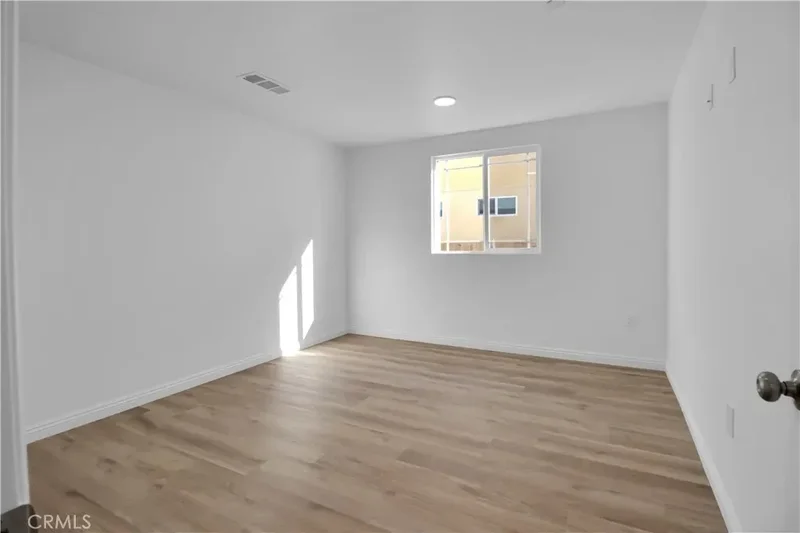 815 W G Street, Los Angeles, California, United States. - Photo 32