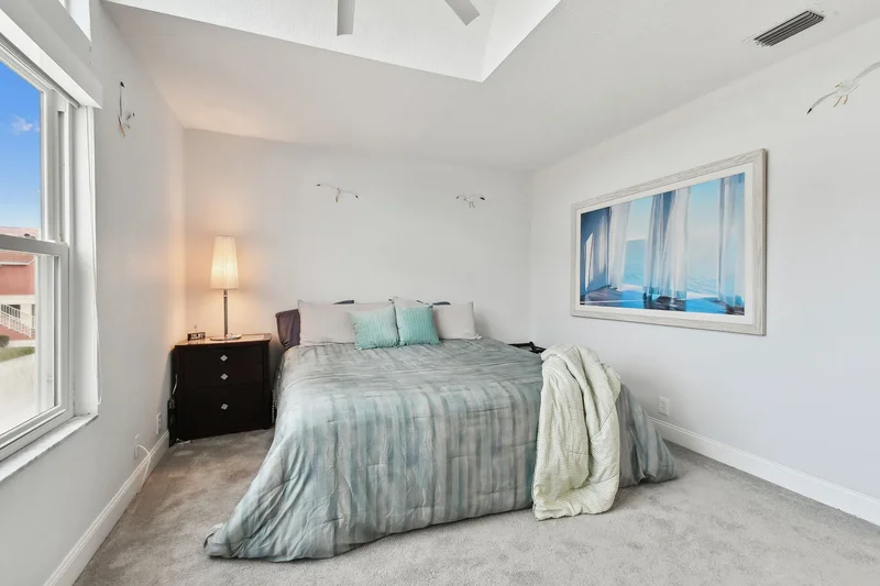21 Crescent Place S, St Petersburg, FL 33711, St. Petersburg, Florida, United States. - Photo 25