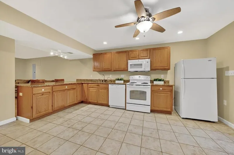 10385 LIME TREE CT COURT, MANASSAS, VA 20110, Manassas, Virginia, United States. - Photo 37