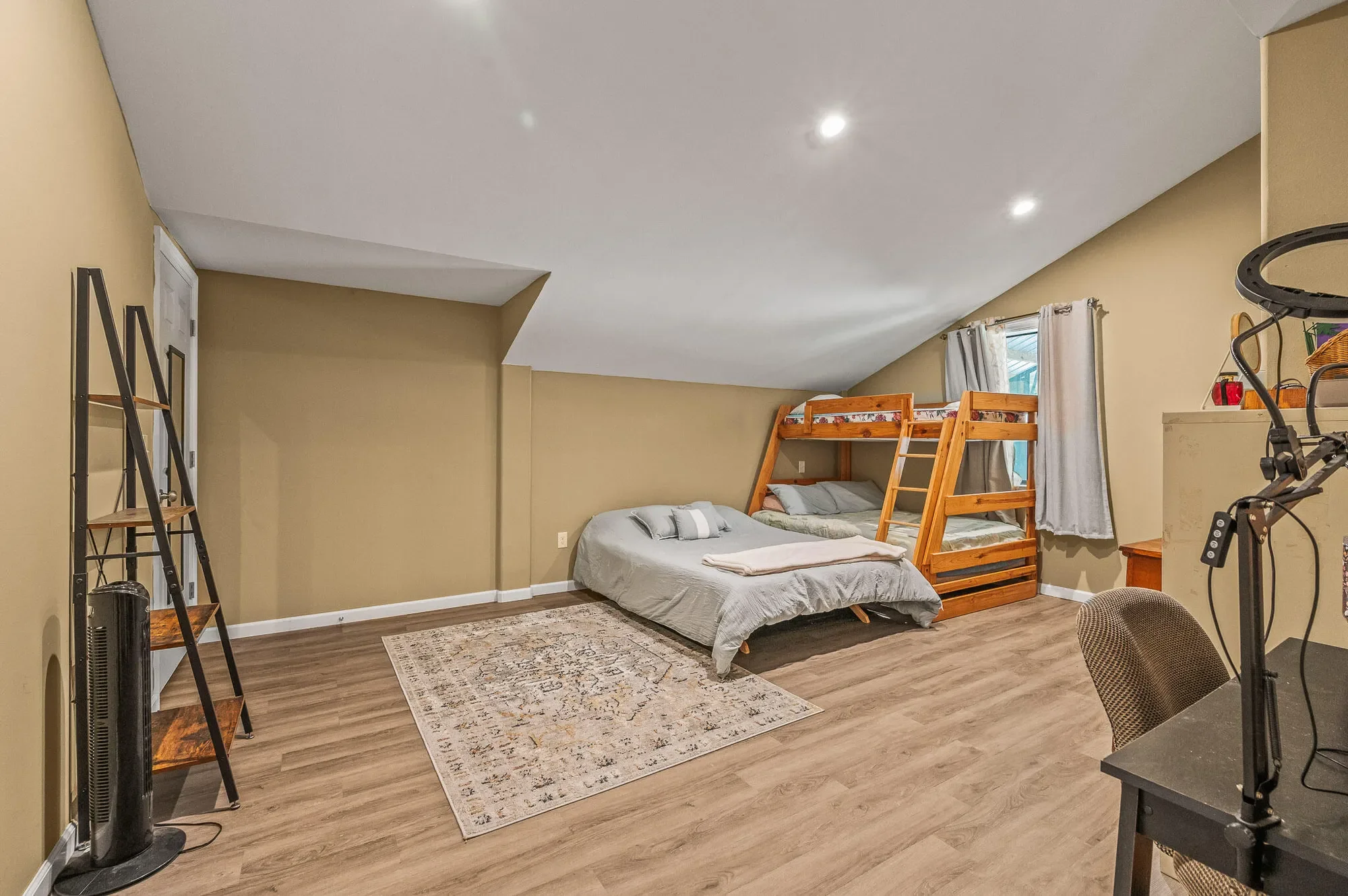 5105 Pasco Broxson Circle, Holt, FL 32564, Holt, Florida, United States. - Photo 8