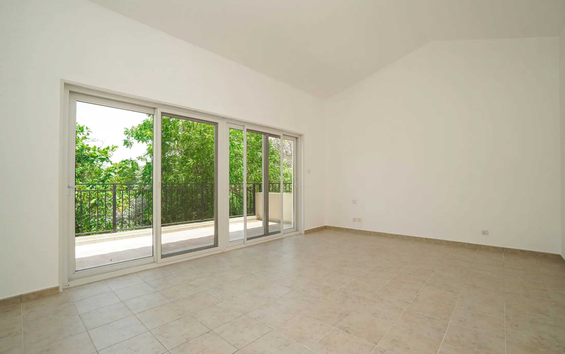 Luxury Oasis | 5-Bed Villa on Corner Plot with Private Pool & Upgraded