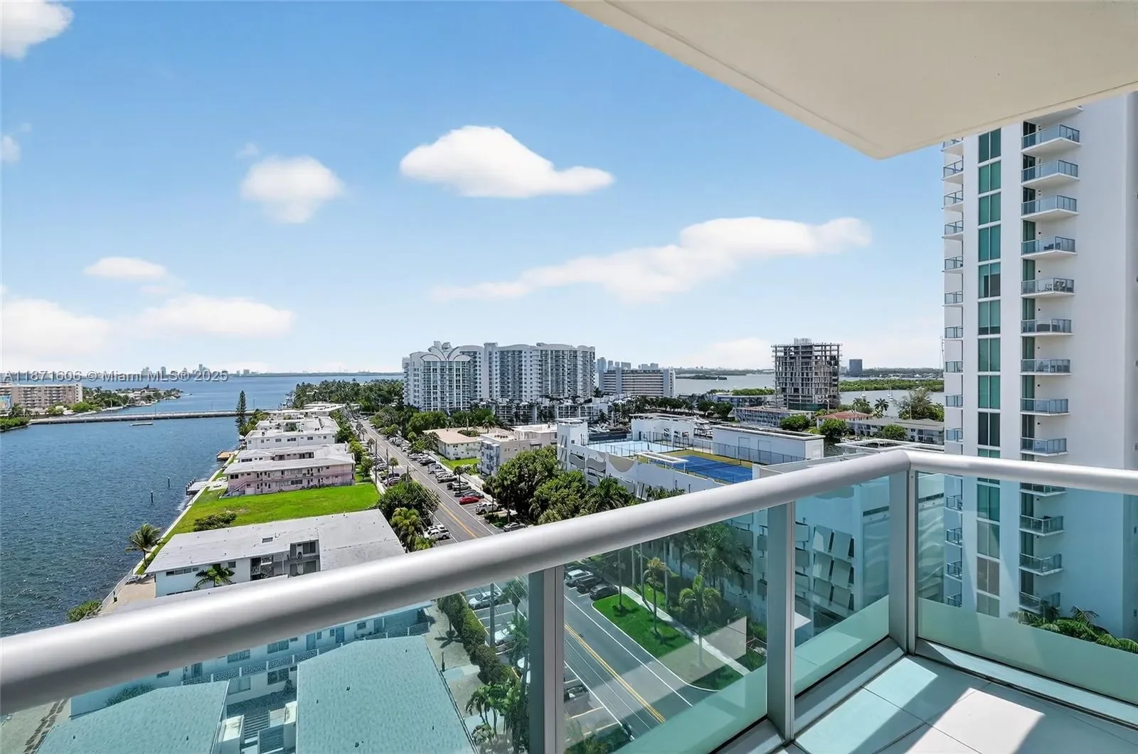 7935 East Dr 1104, Miami Beach, Florida, United States. - Photo 27