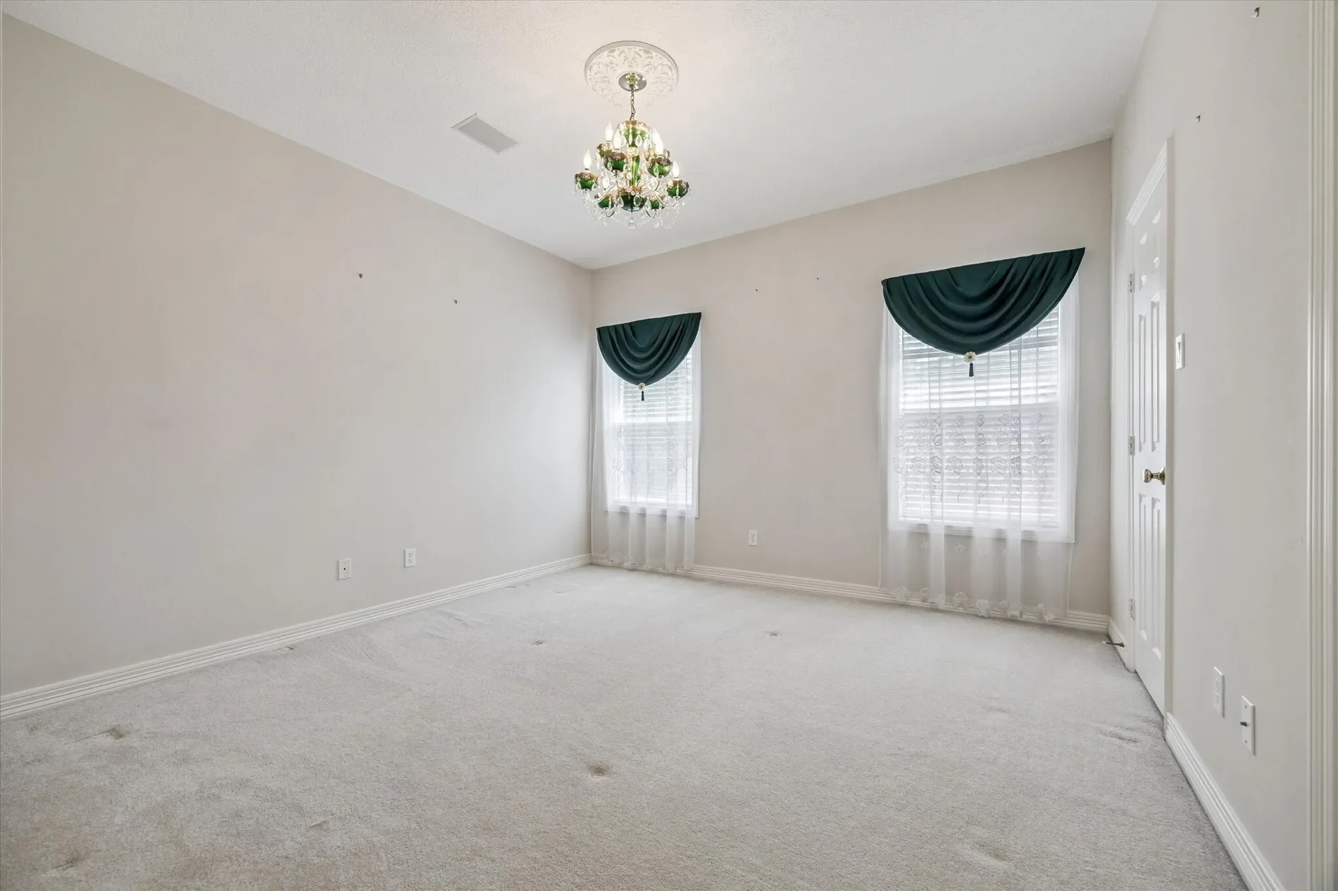 423 Brook Shore Court, Sugar Land, TX 77478, Sugar Land, Texas, United States. - Photo 33